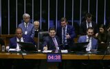 46% do Brasileiros acham que parlamentares não devem ter emendas