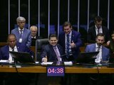 46% do Brasileiros acham que parlamentares não devem ter emendas