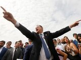 CONTRA AS CRIANÇAS, A FAVOR DAS TECHS